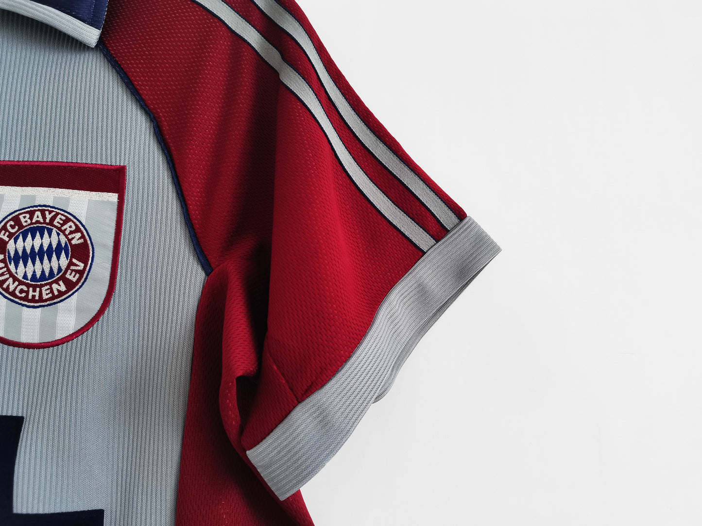 1998/99 Bayern Munich away