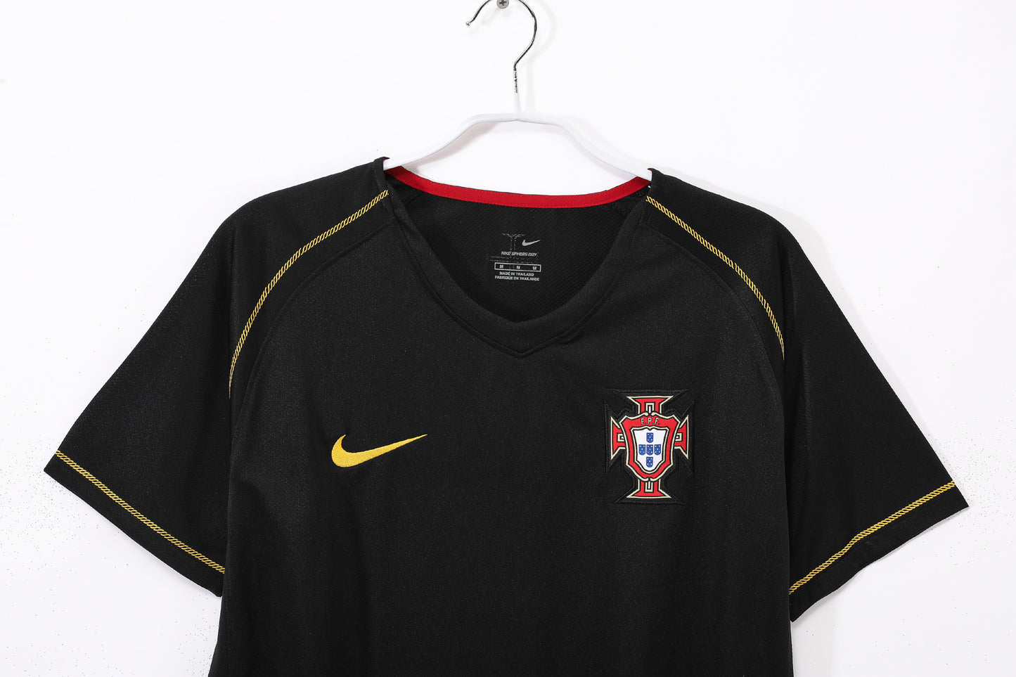 2006 Portugal away