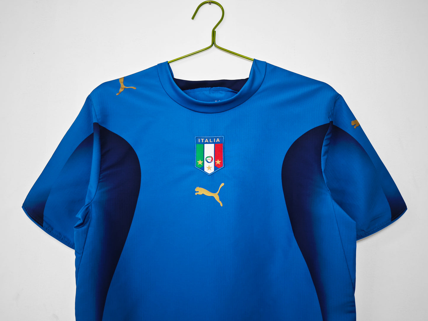 2006 Italy home