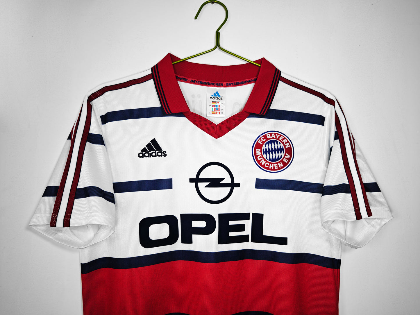 1998/00 Bayern Munich away