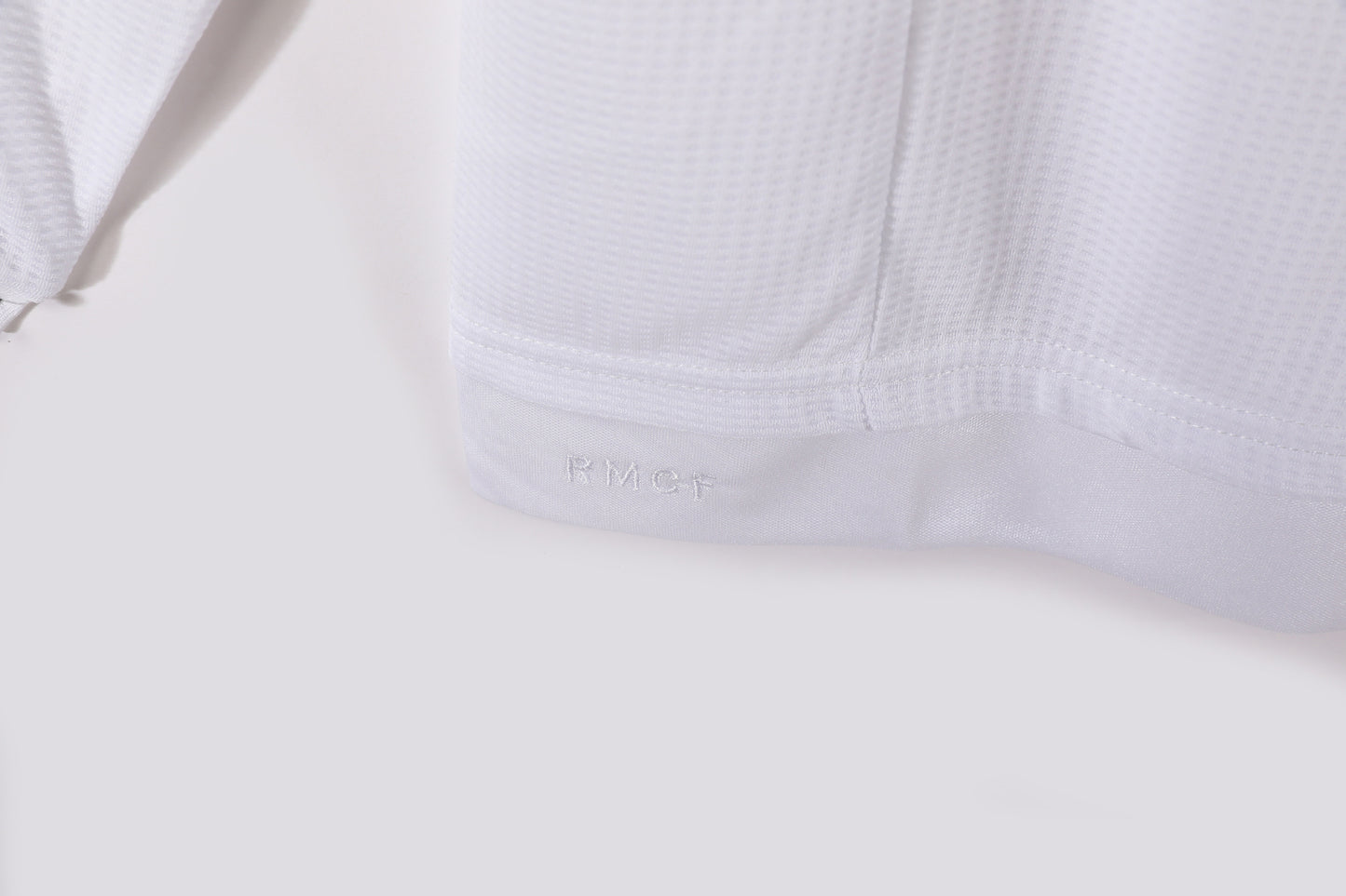 Long sleeve: 2015/16 Real Madrid home
