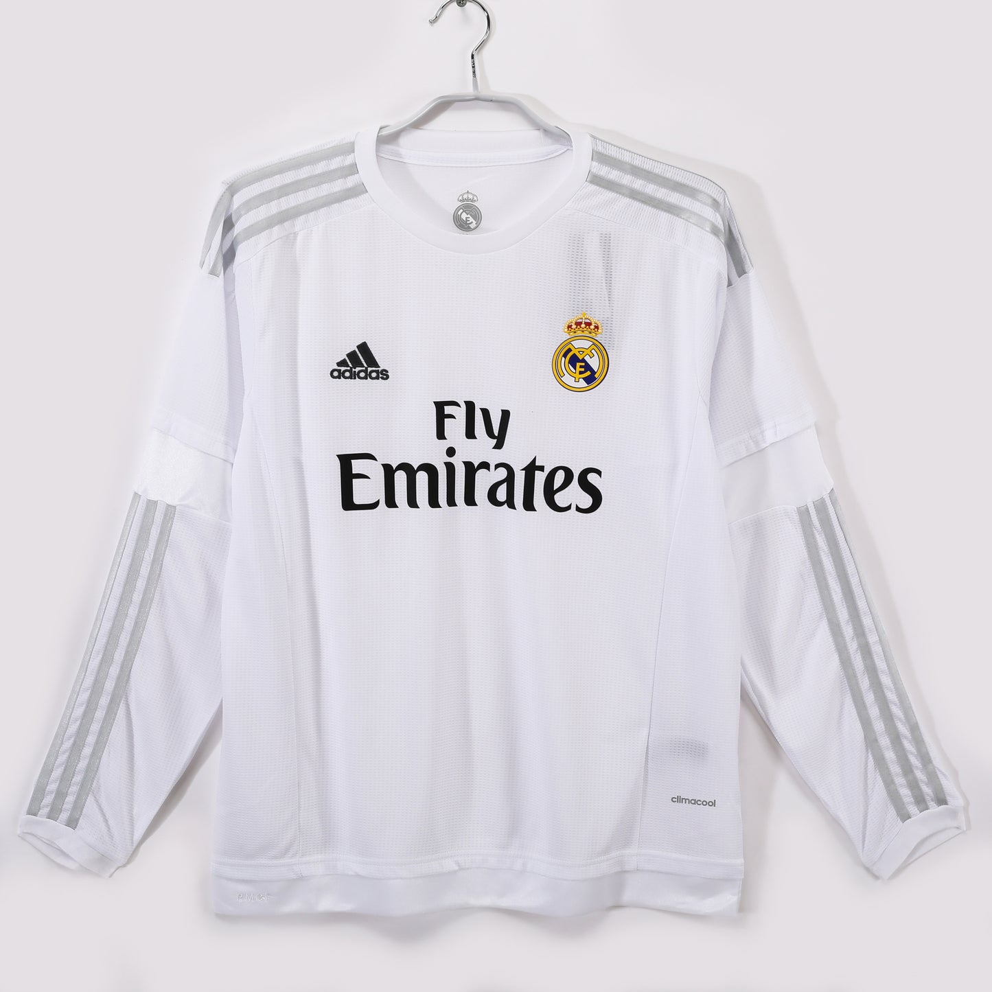 Long sleeve: 2015/16 Real Madrid home