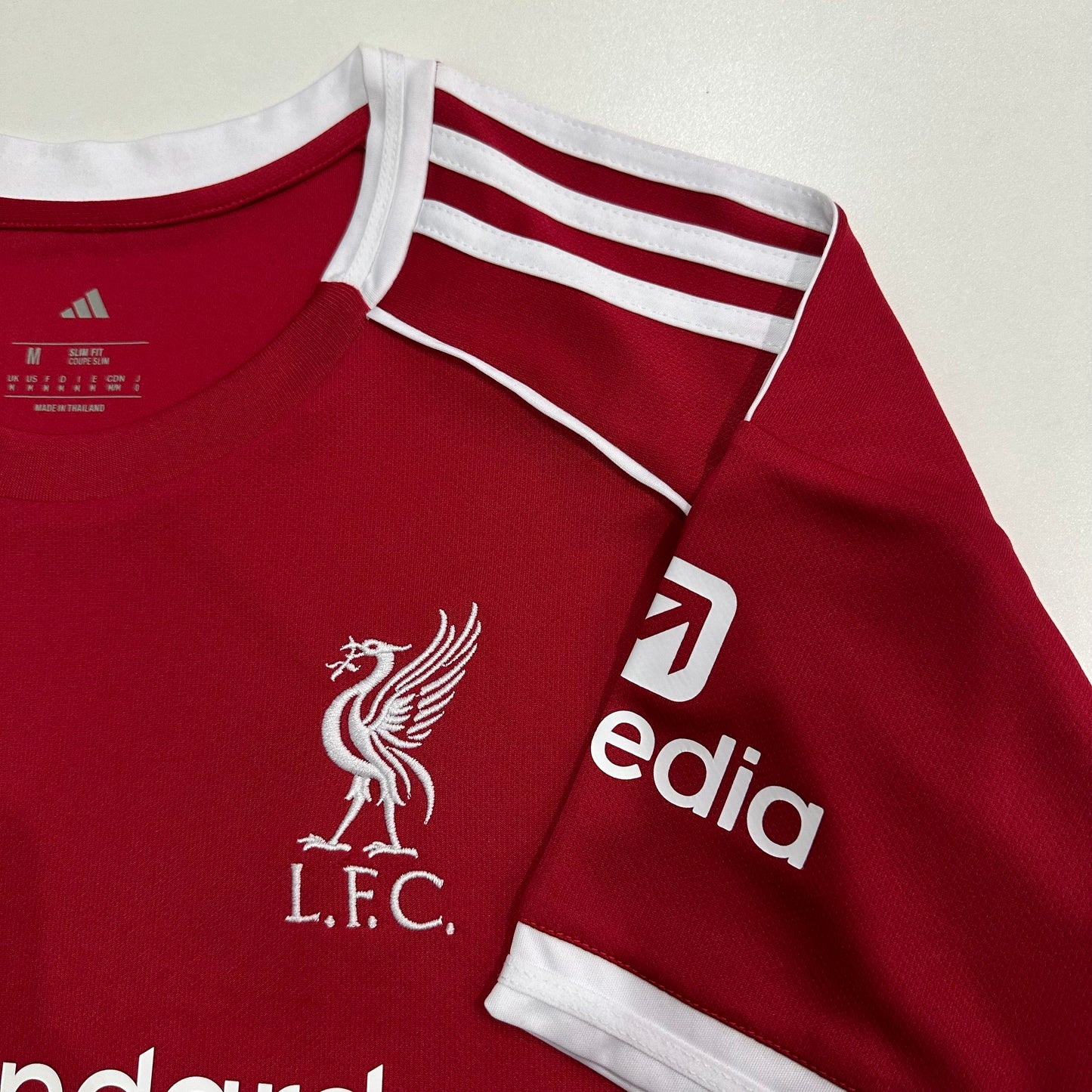 2025/2026 Liverpool home Jersey fans edition