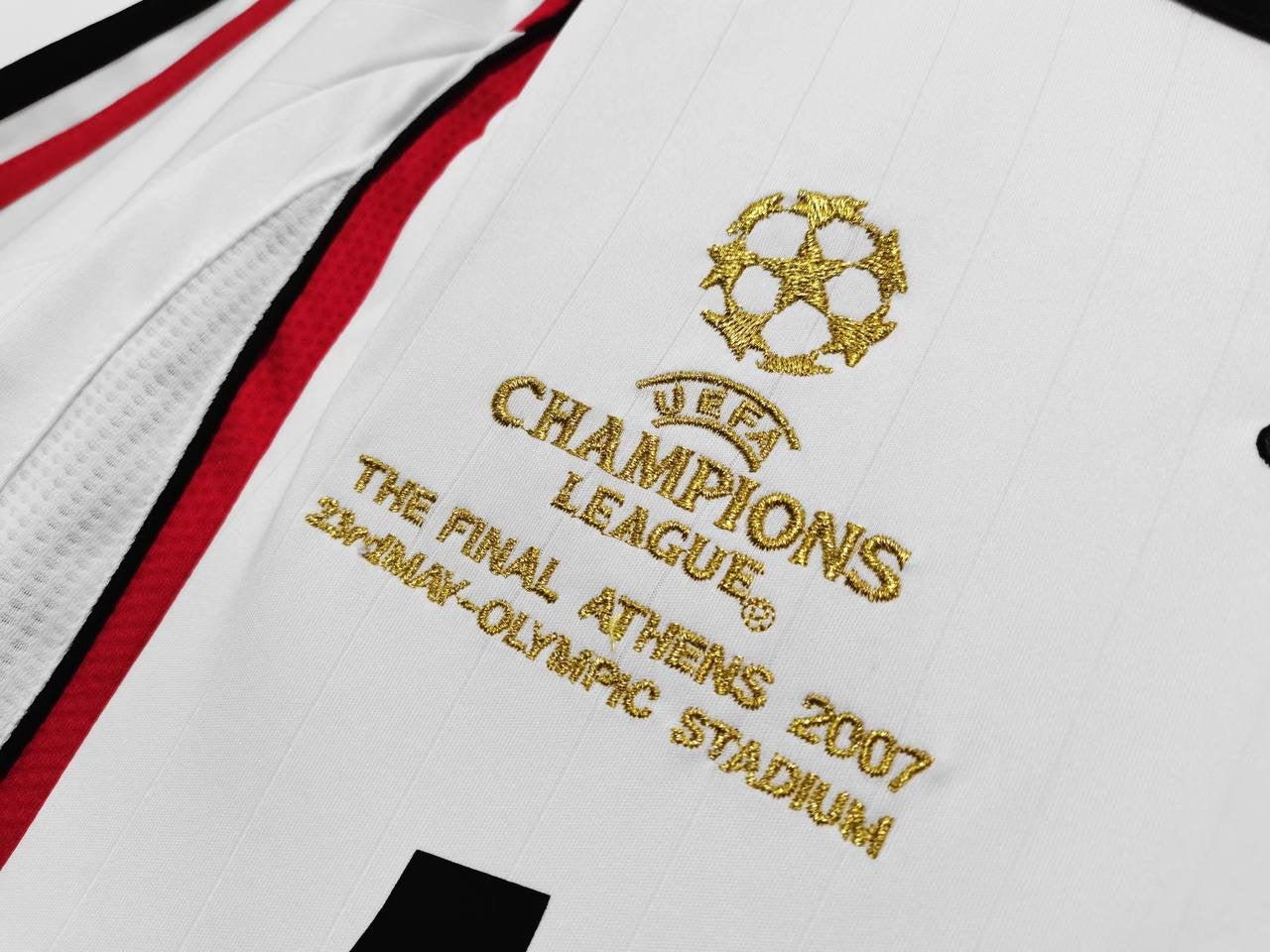 قميص ميلان خارج أرضه في نهائي دوري أبطال أوروبا 2006/2007