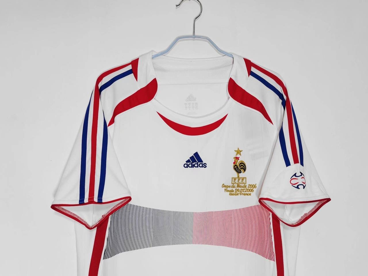 2005/06 France Away Retro Jersey