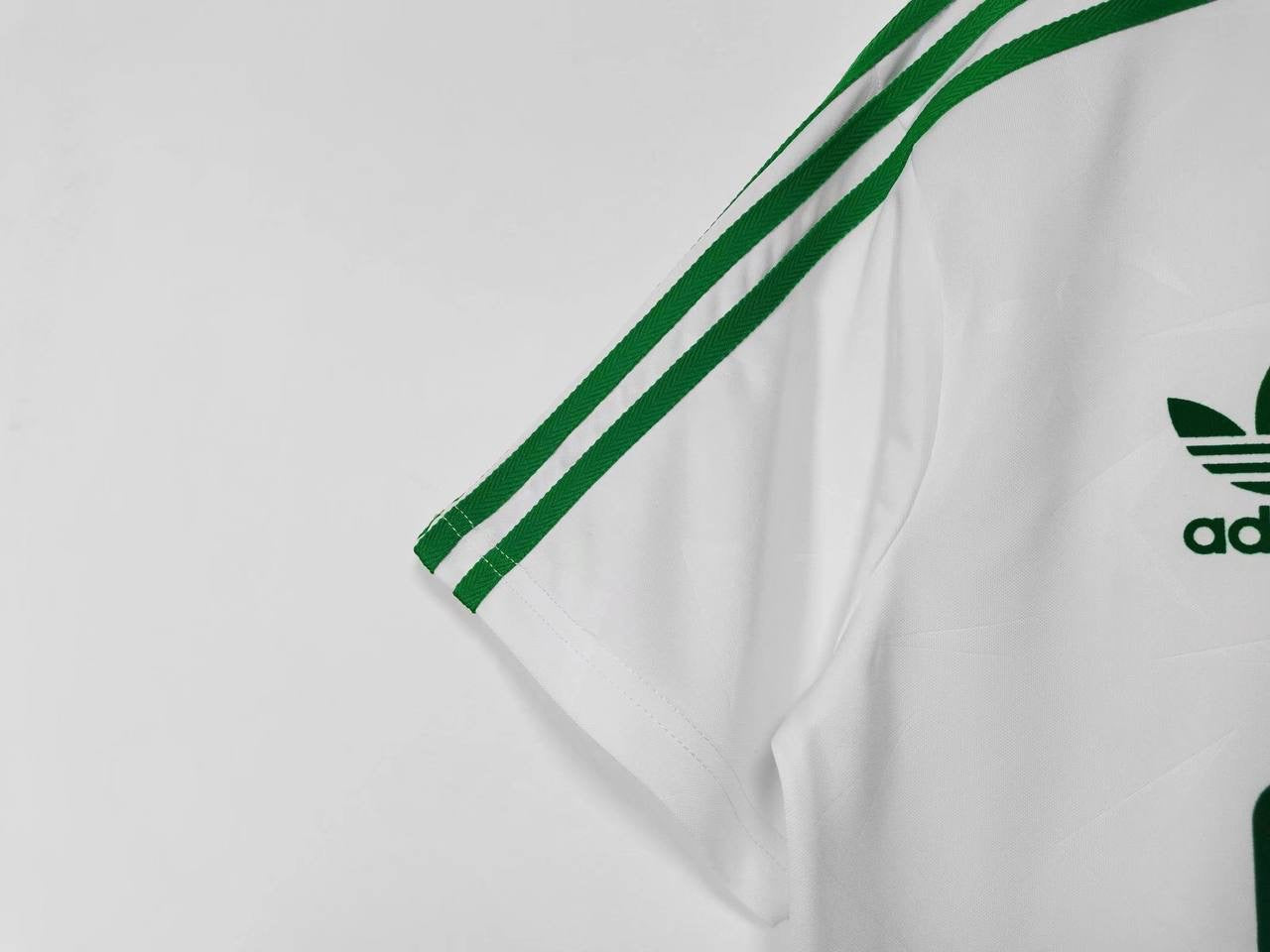 1990/92 Republic of Ireland Away Retro Jersey
