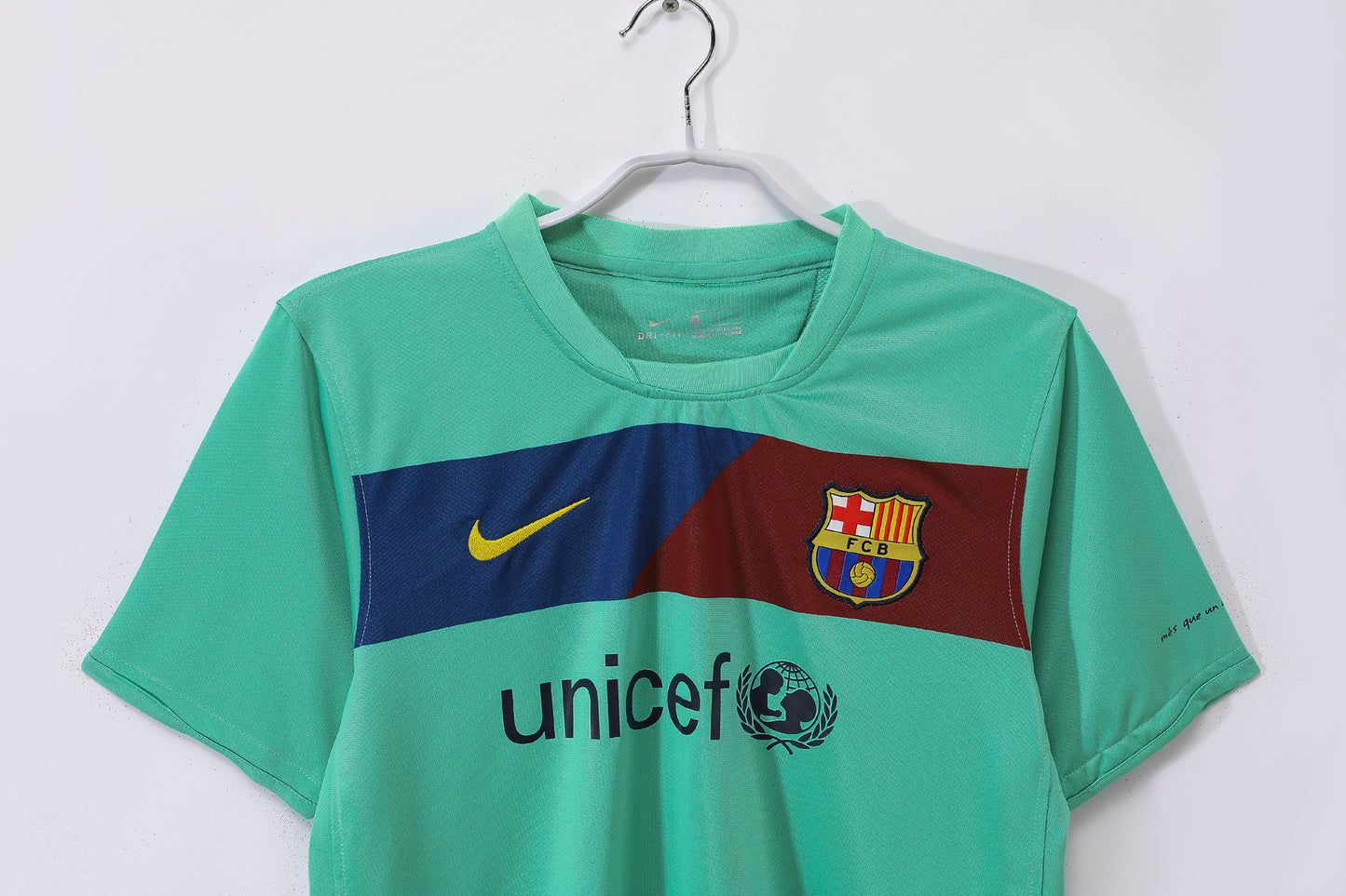 2010/2011 Barcelona Green Jersey