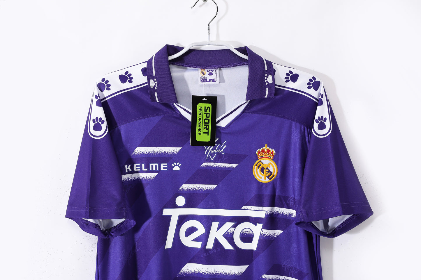 1995/1996 Real Madrid Retro Away Jersey