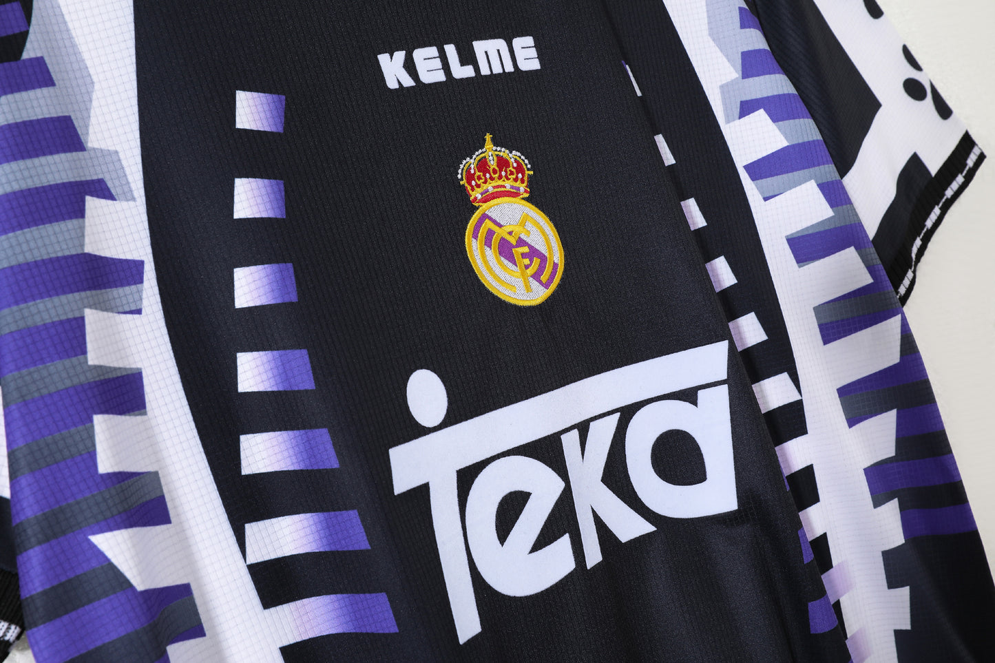 1996/97 Real Madrid away jersey