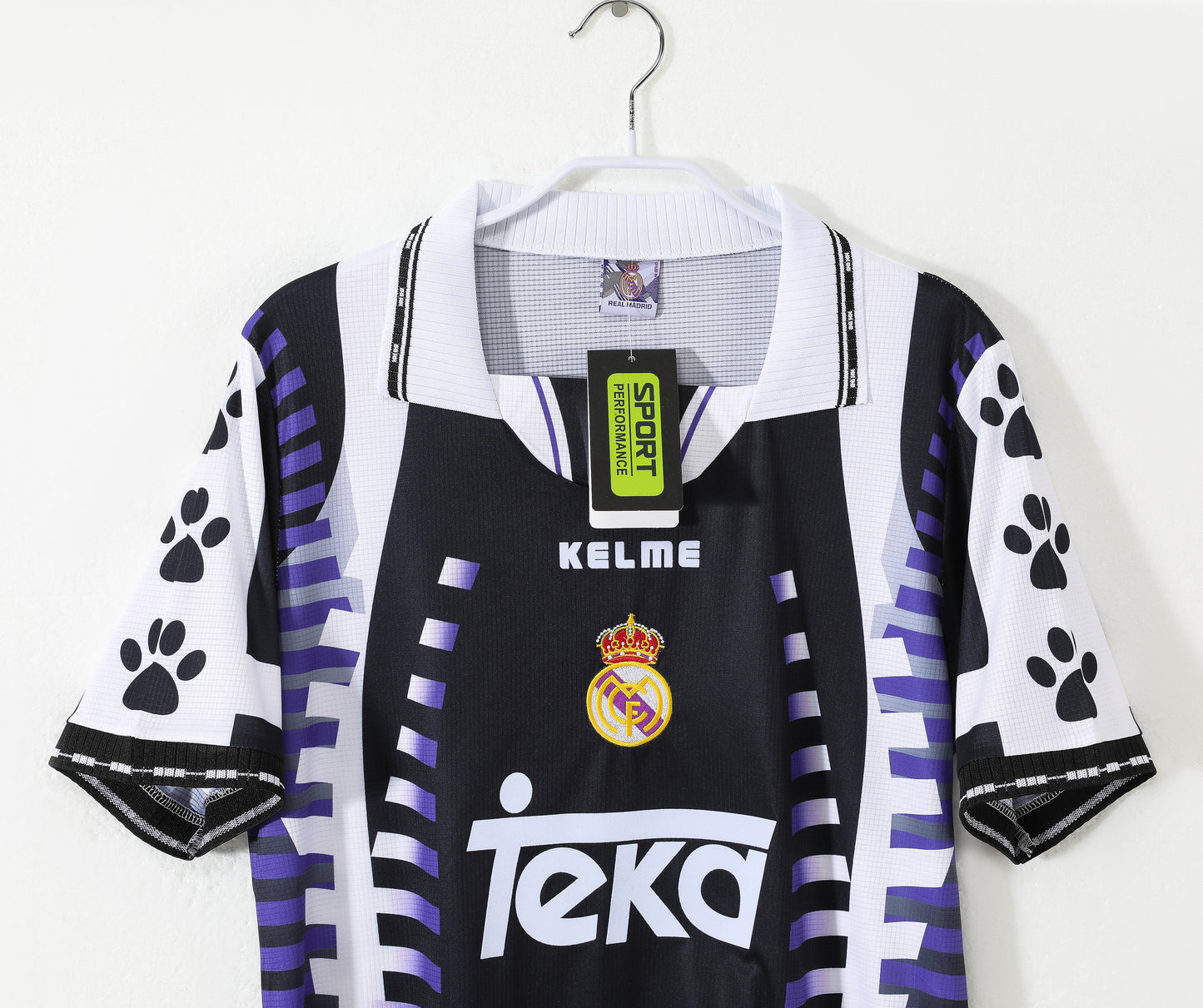 1996/97 Real Madrid away jersey
