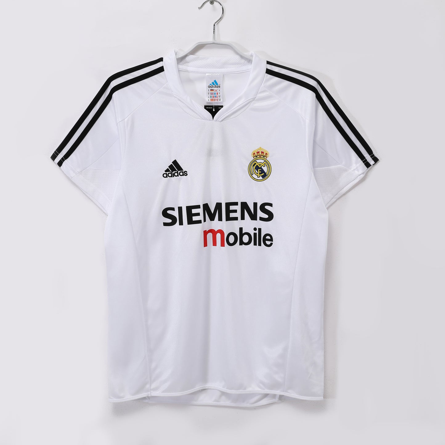 2004/2005 Real Madrid home jersey