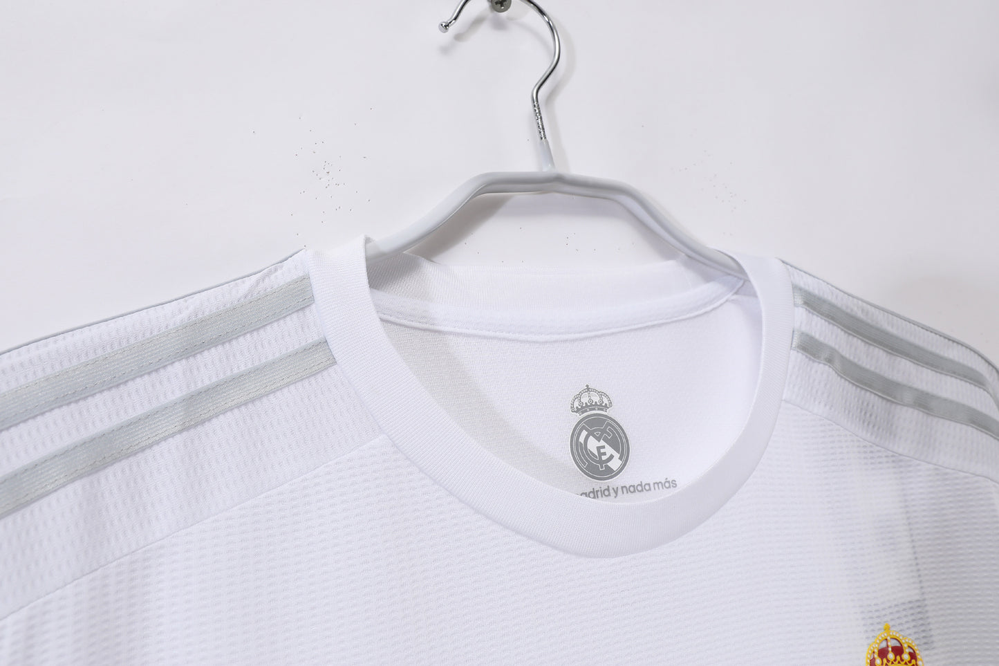 2015/2016 Real Madrid home jersey