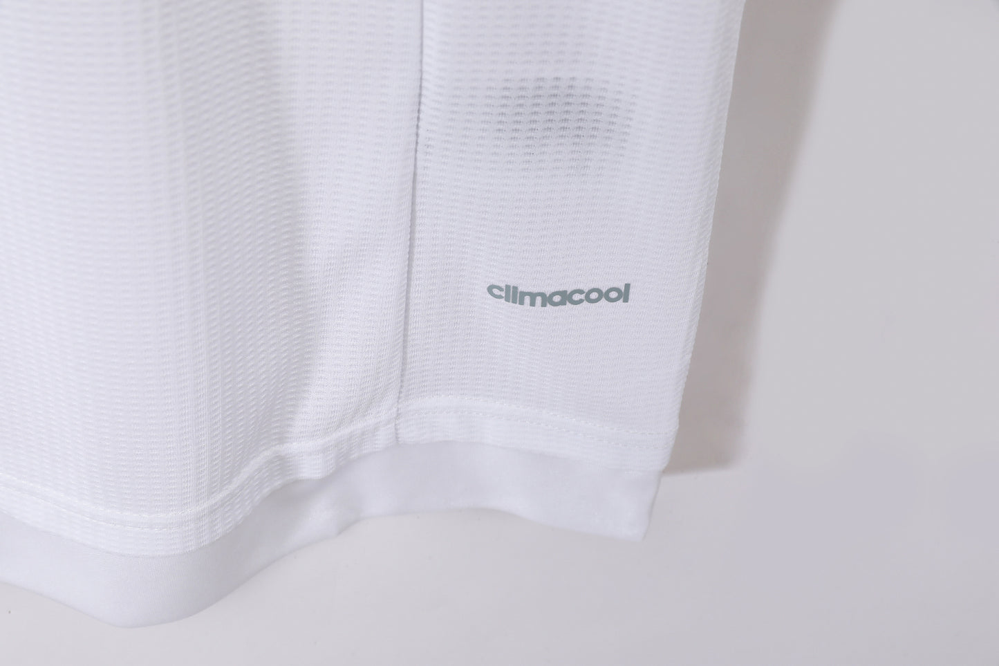2015/2016 Real Madrid home jersey