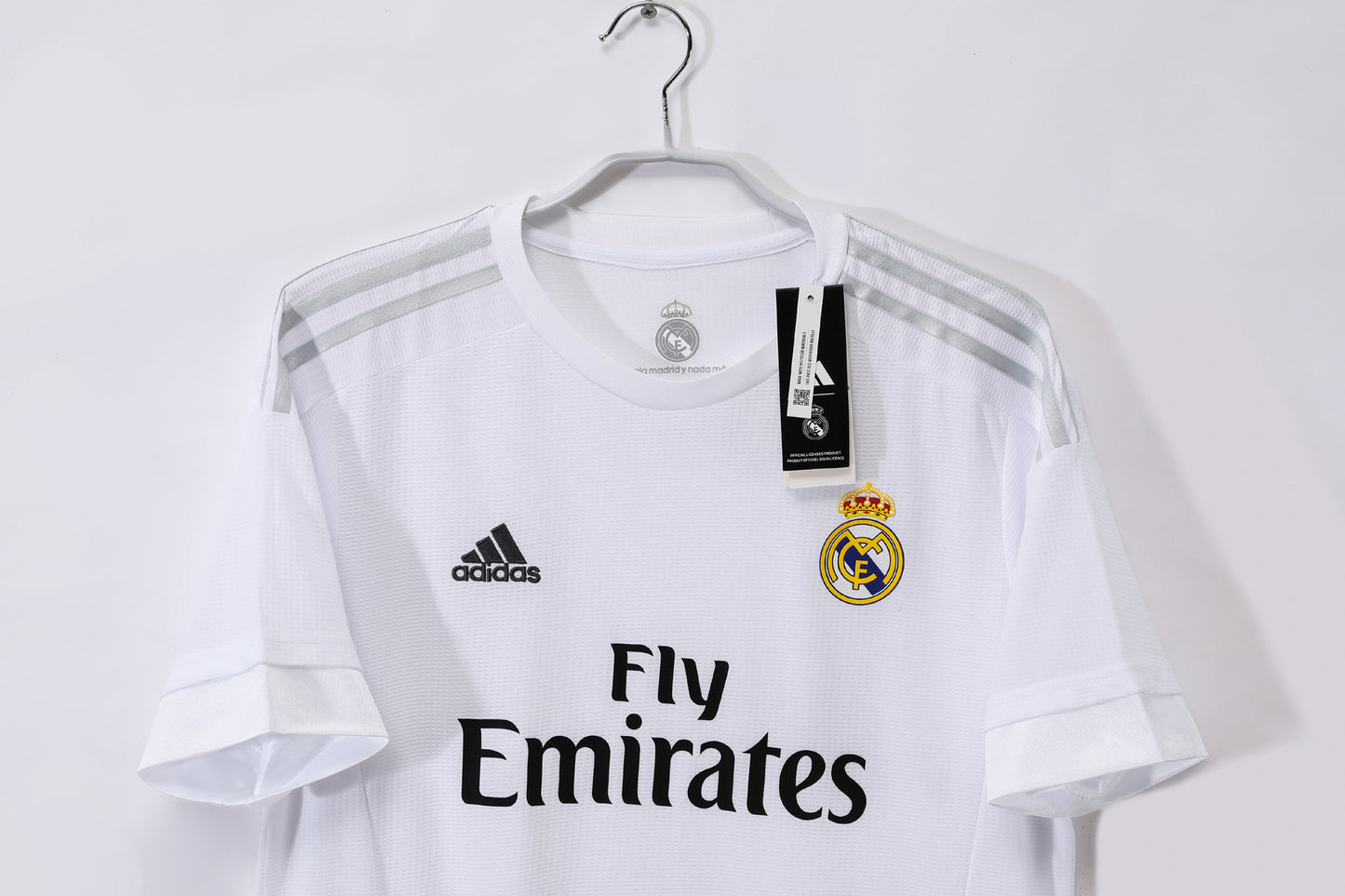 2015/2016 Real Madrid home jersey