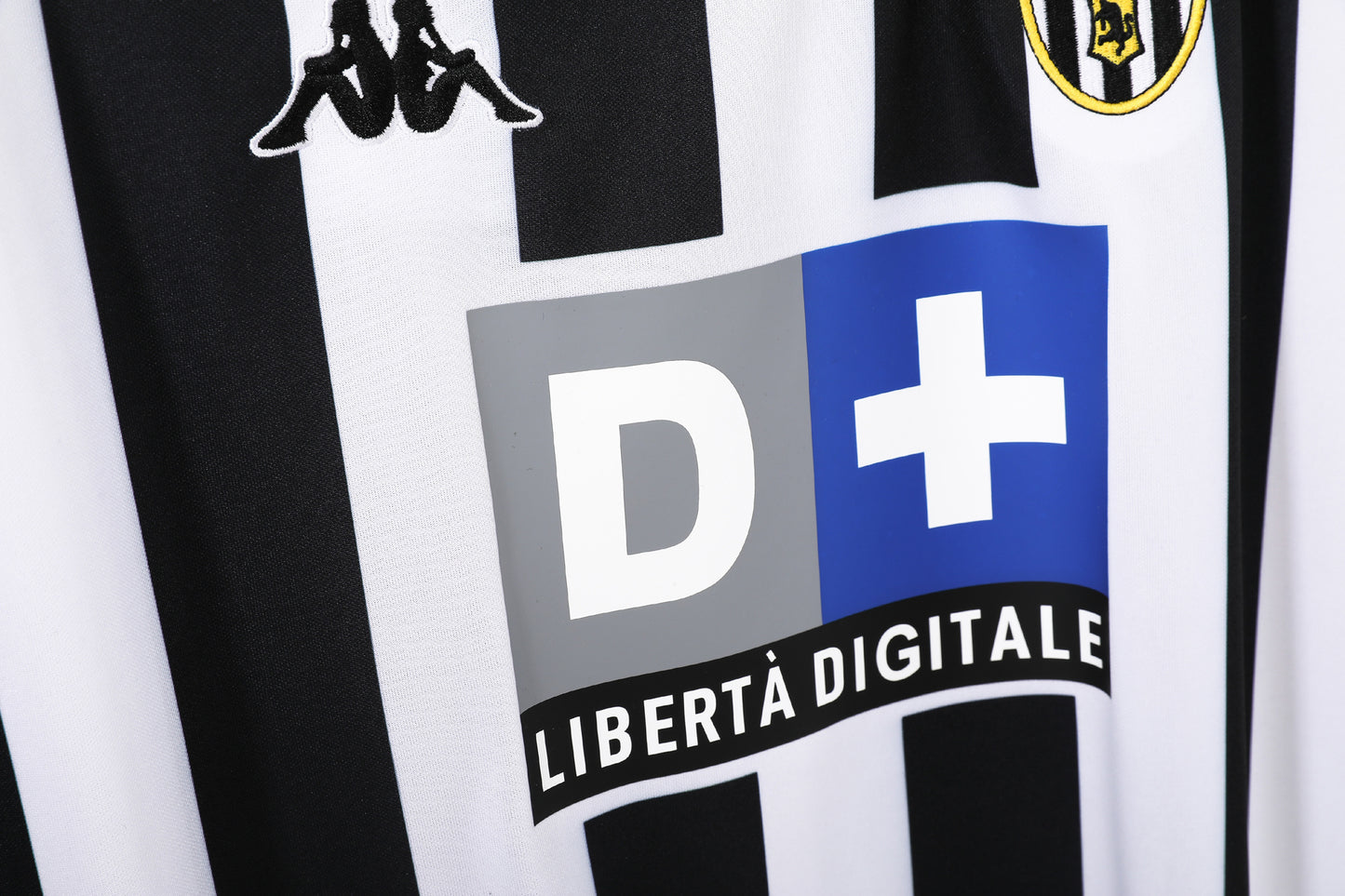 1999/2000 juventus home