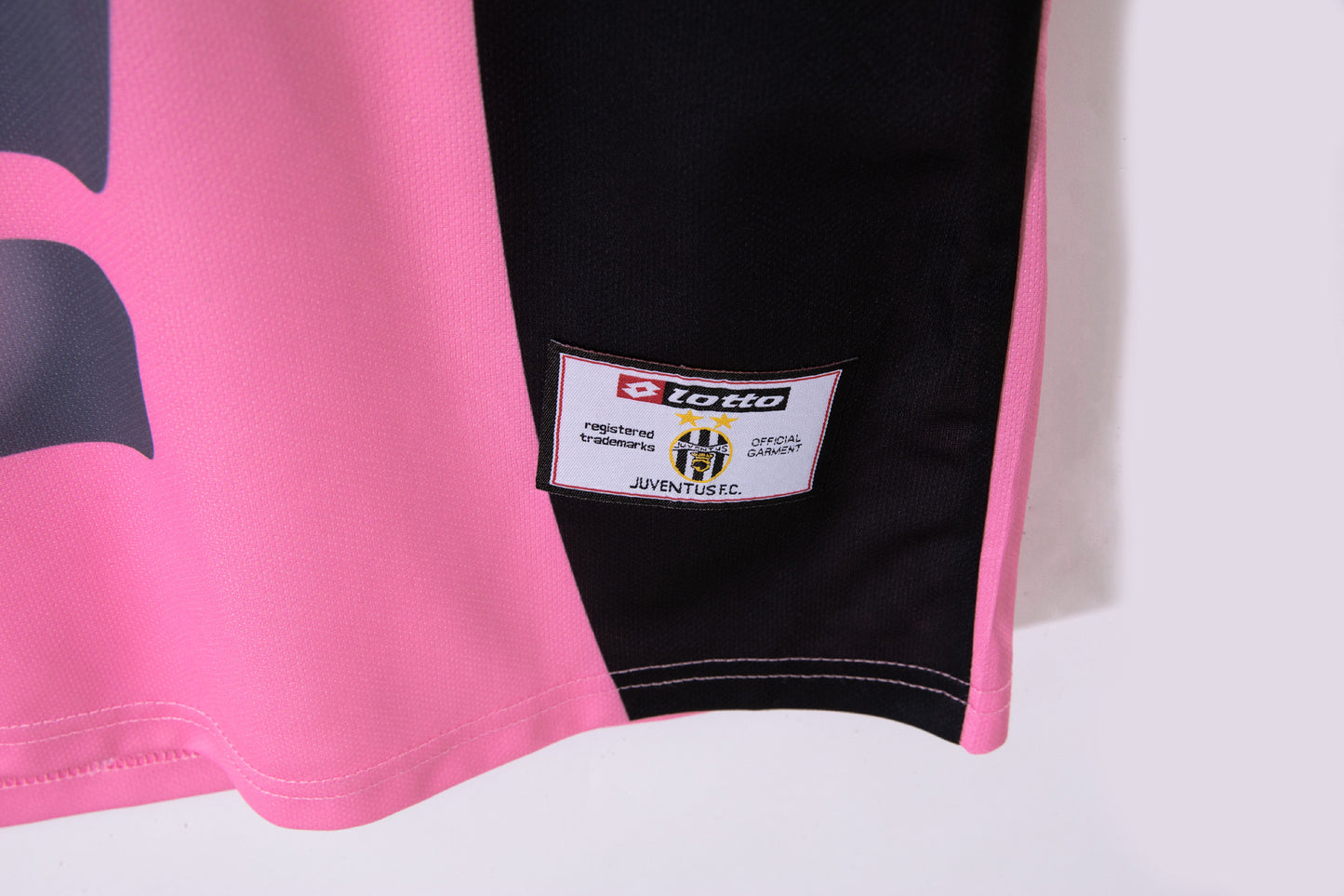 2002/2003 juventus goalkeeper