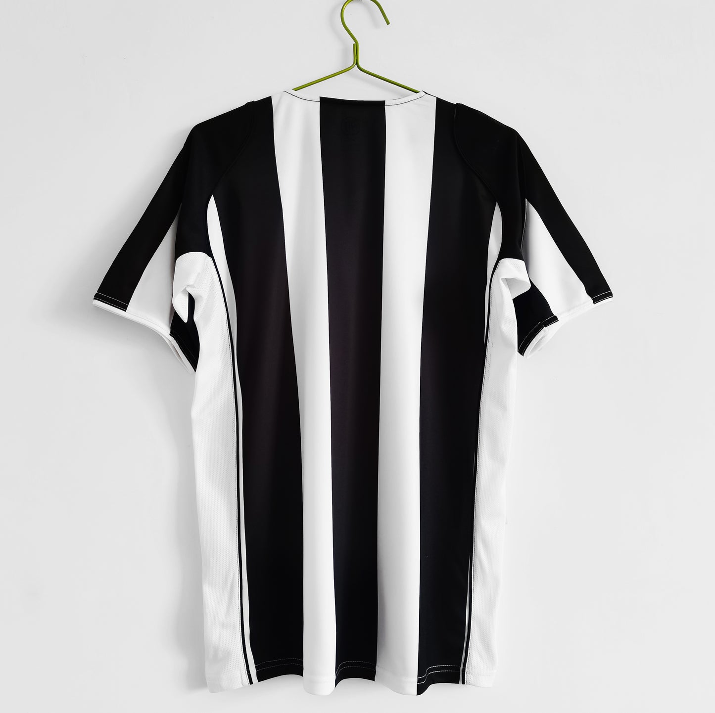 2004/2005 juventus home