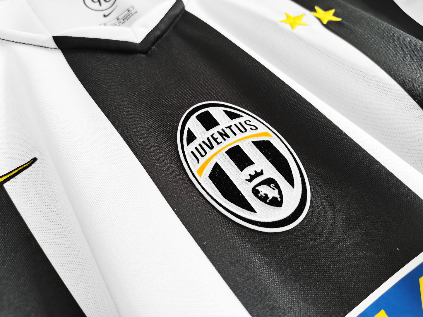 2004/2005 juventus home