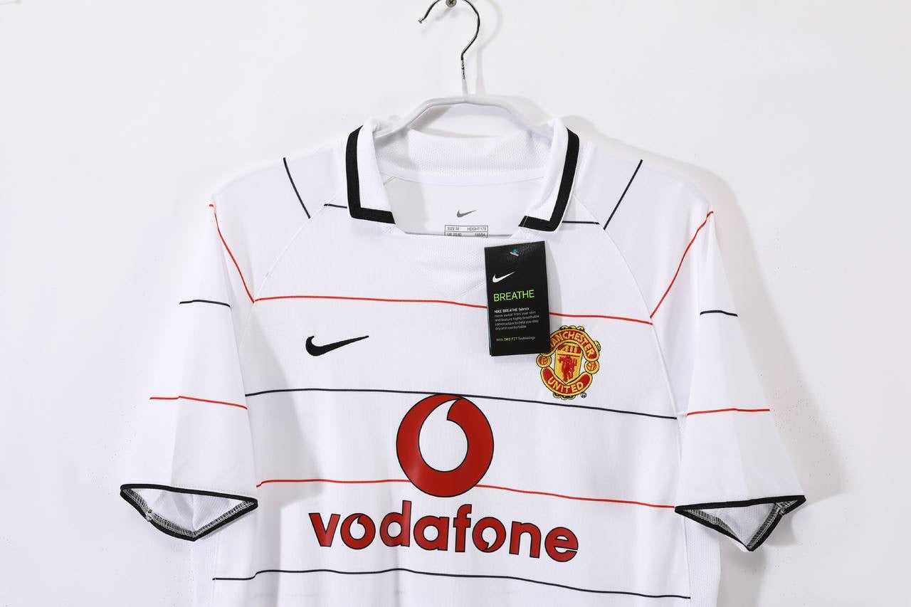 2005/2006 Manchester United third Jersey