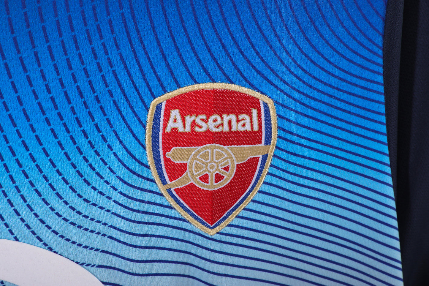 2002/04 Arsenal away blue