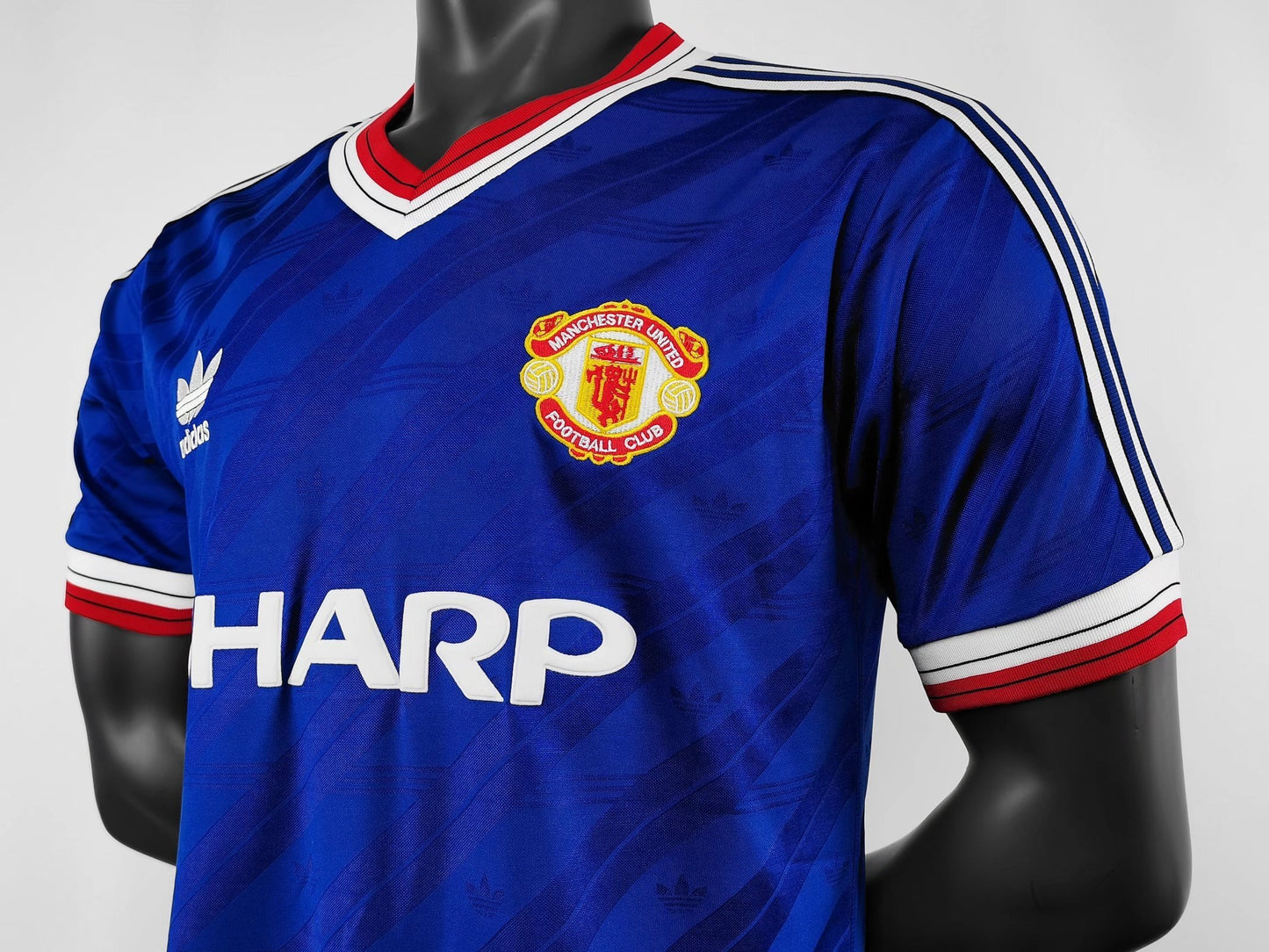 1986 /88Manchester United third
