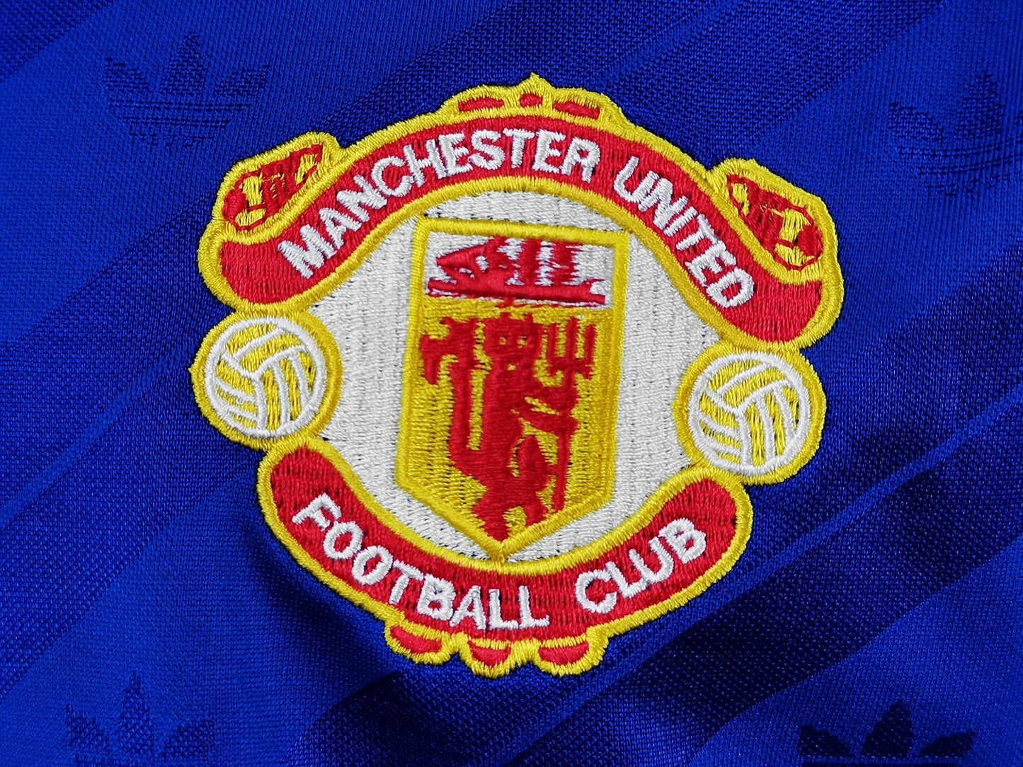 1986 /88Manchester United third
