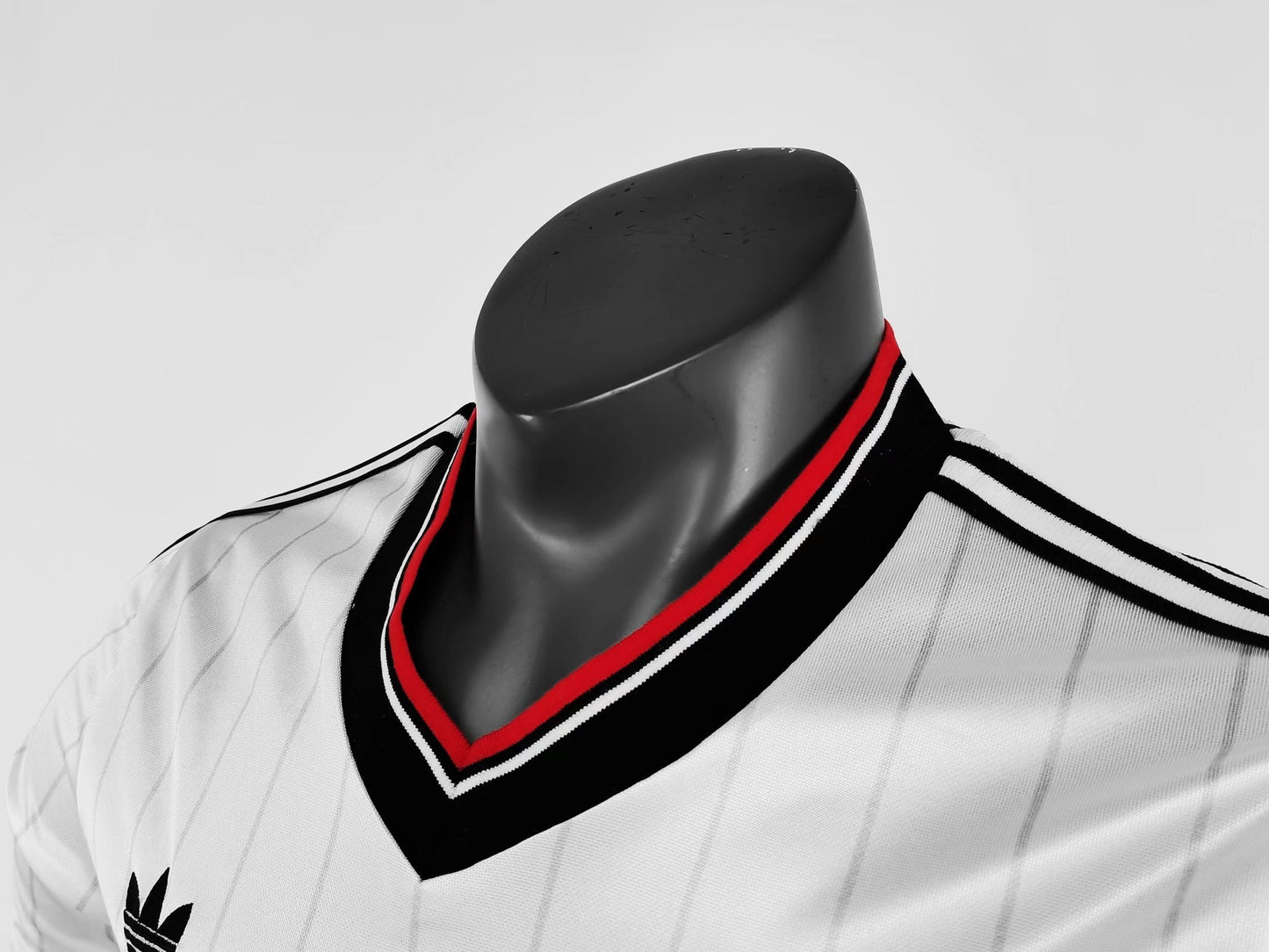 1983 /84 Manchester United away