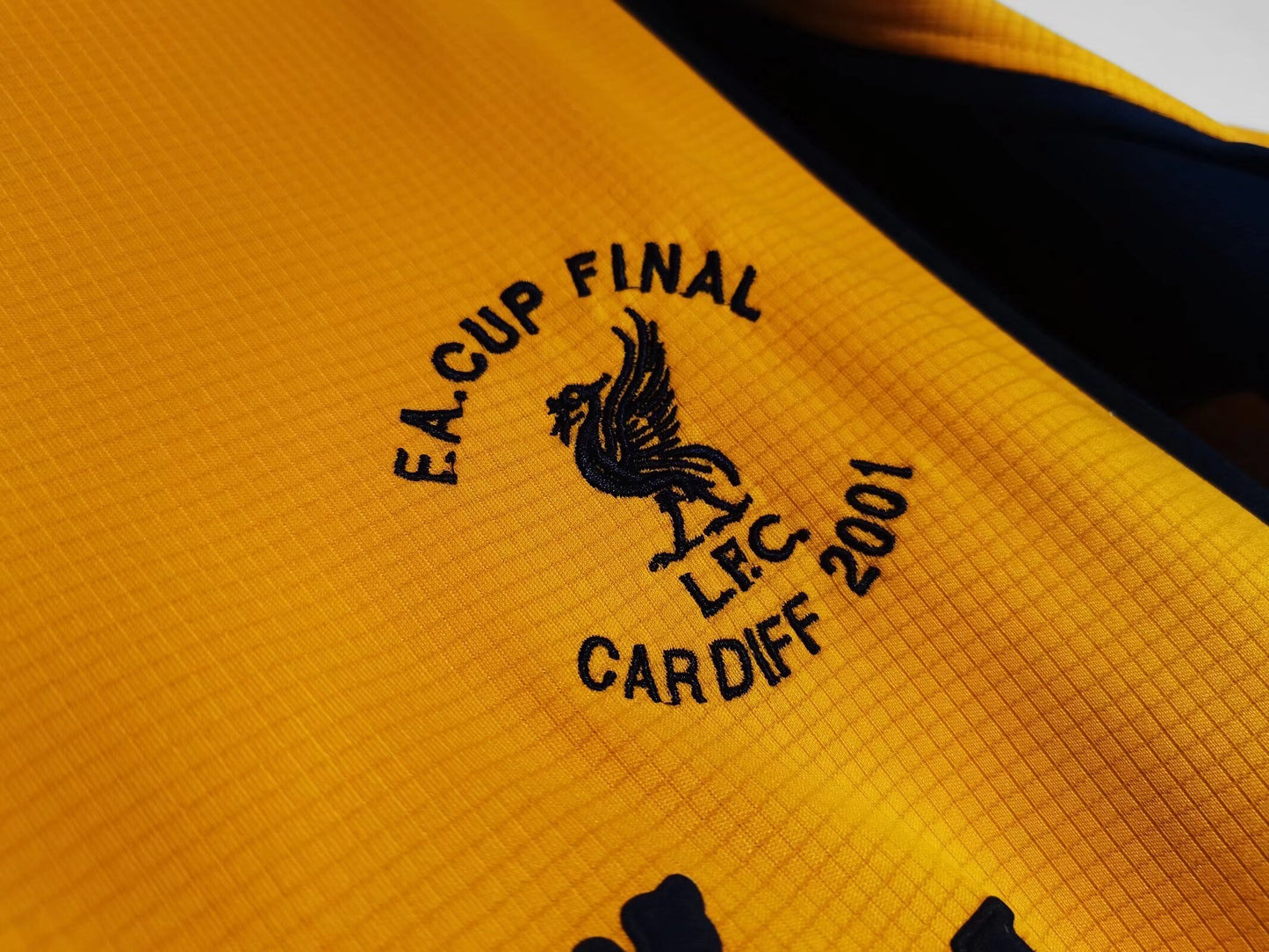 2000/01 Liverpool away