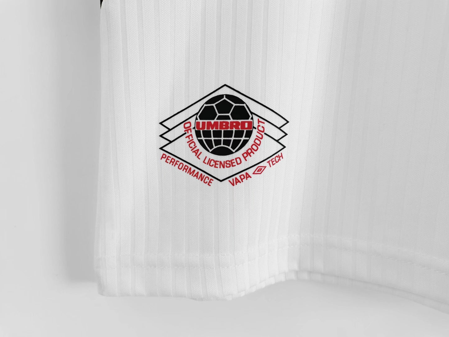 2000 England home