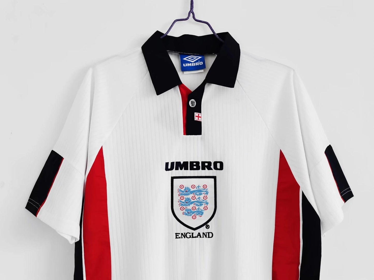 2000 England home