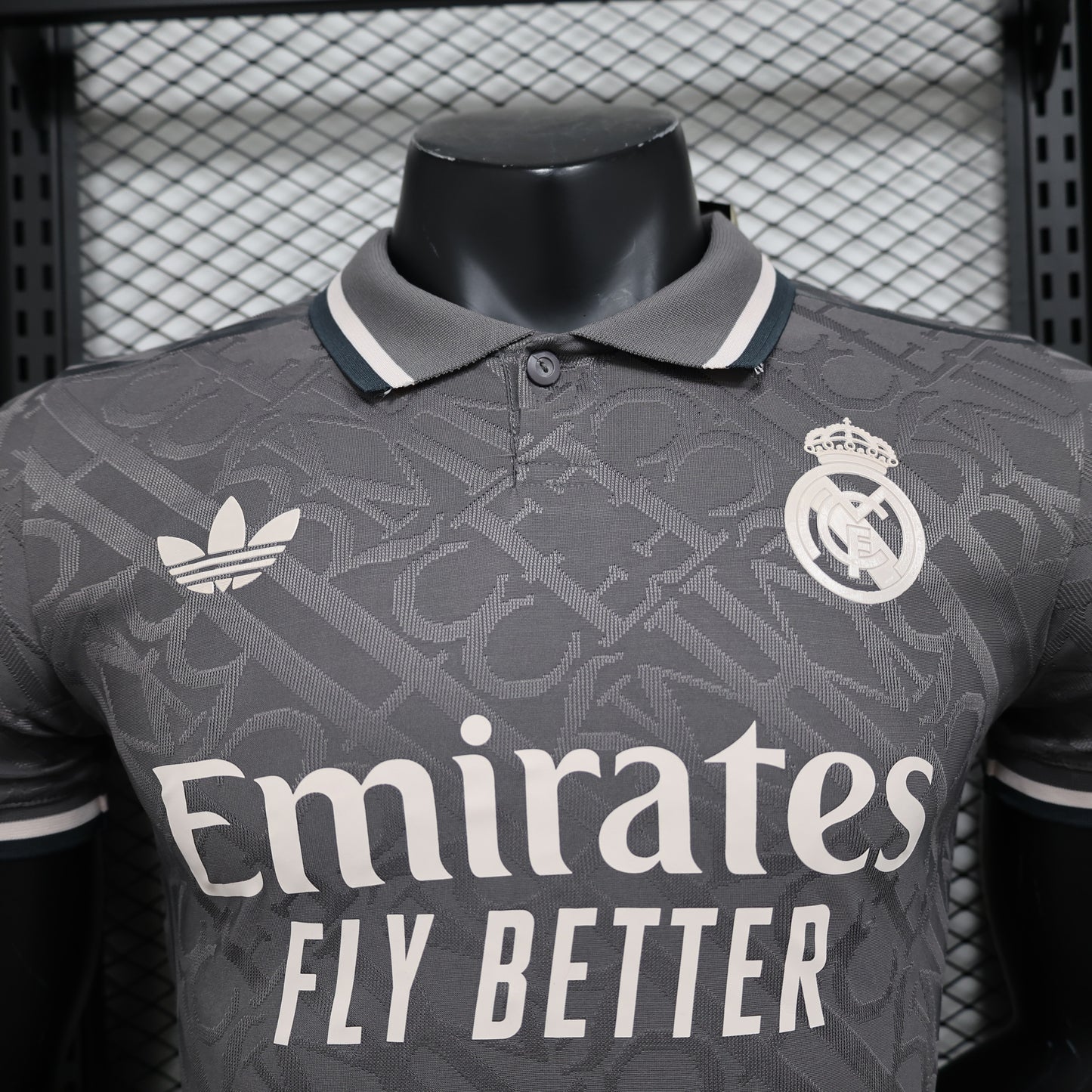24/25 Real Madrid 2nd away player version