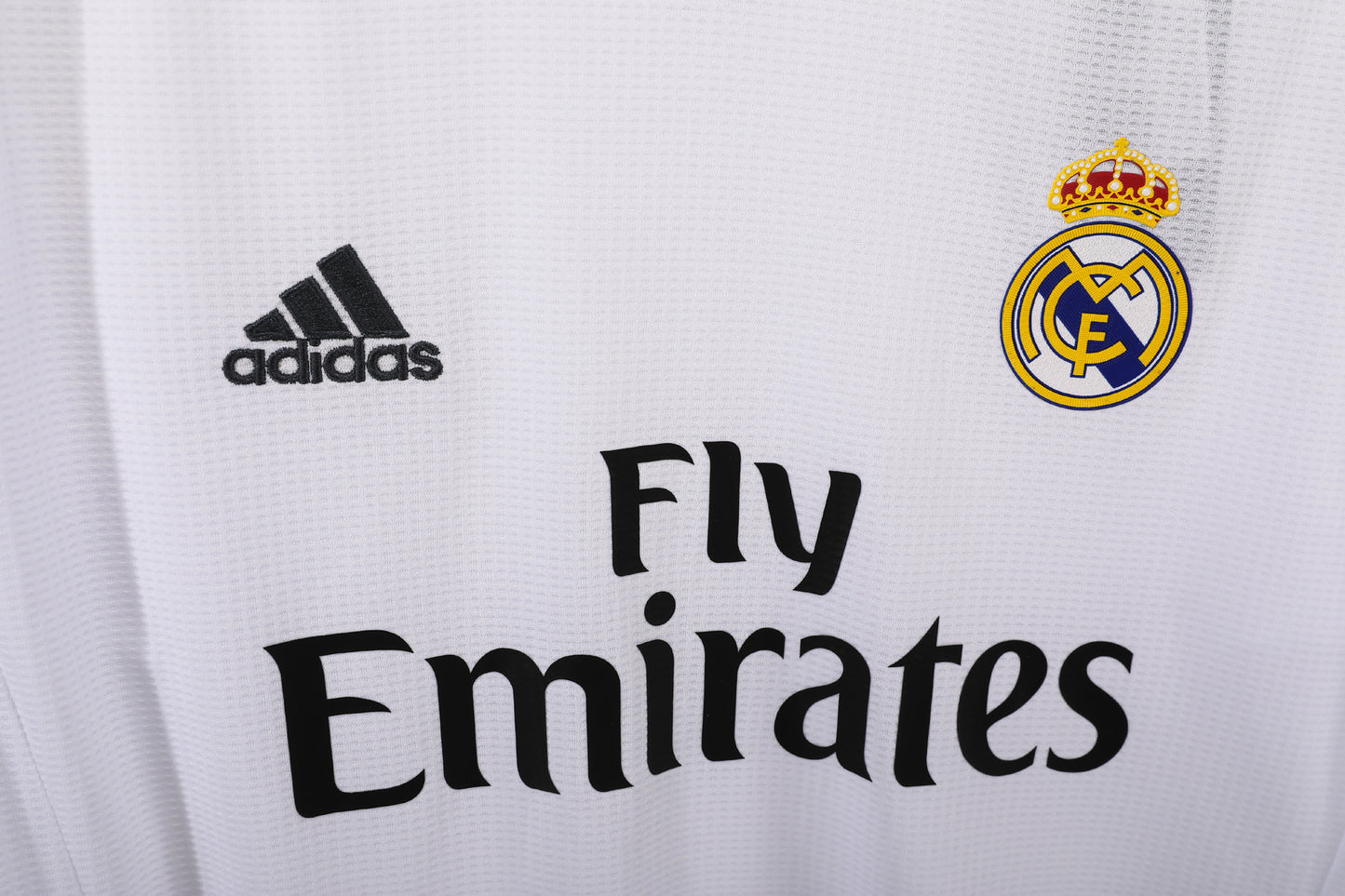 Long sleeve: 2015/16 Real Madrid home