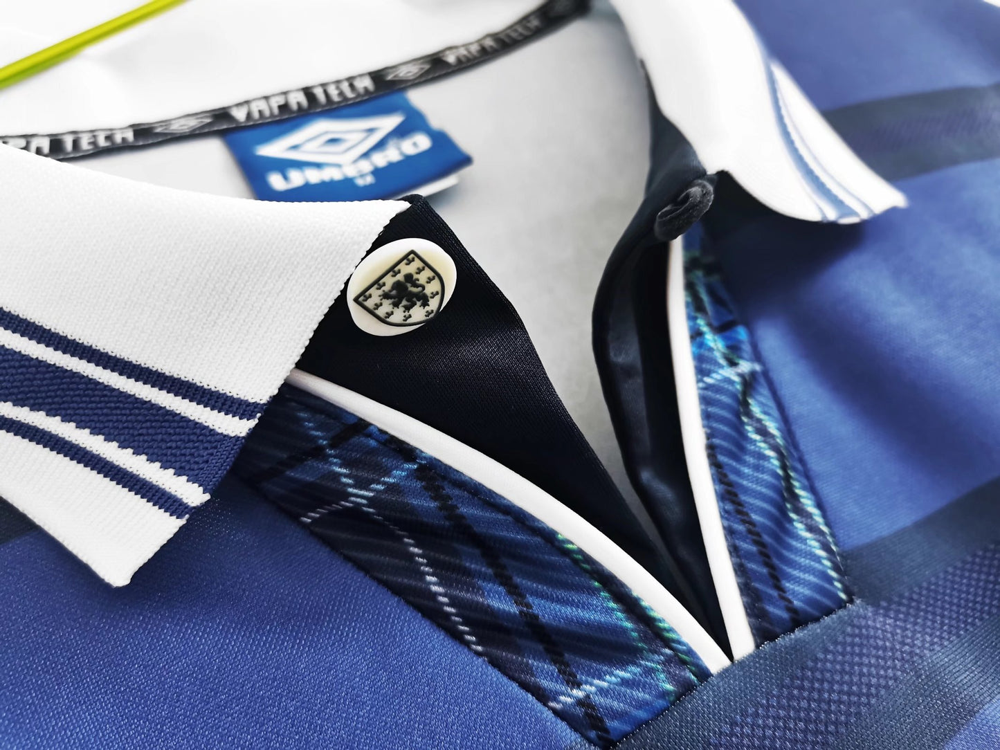 1998/00 Scotland home