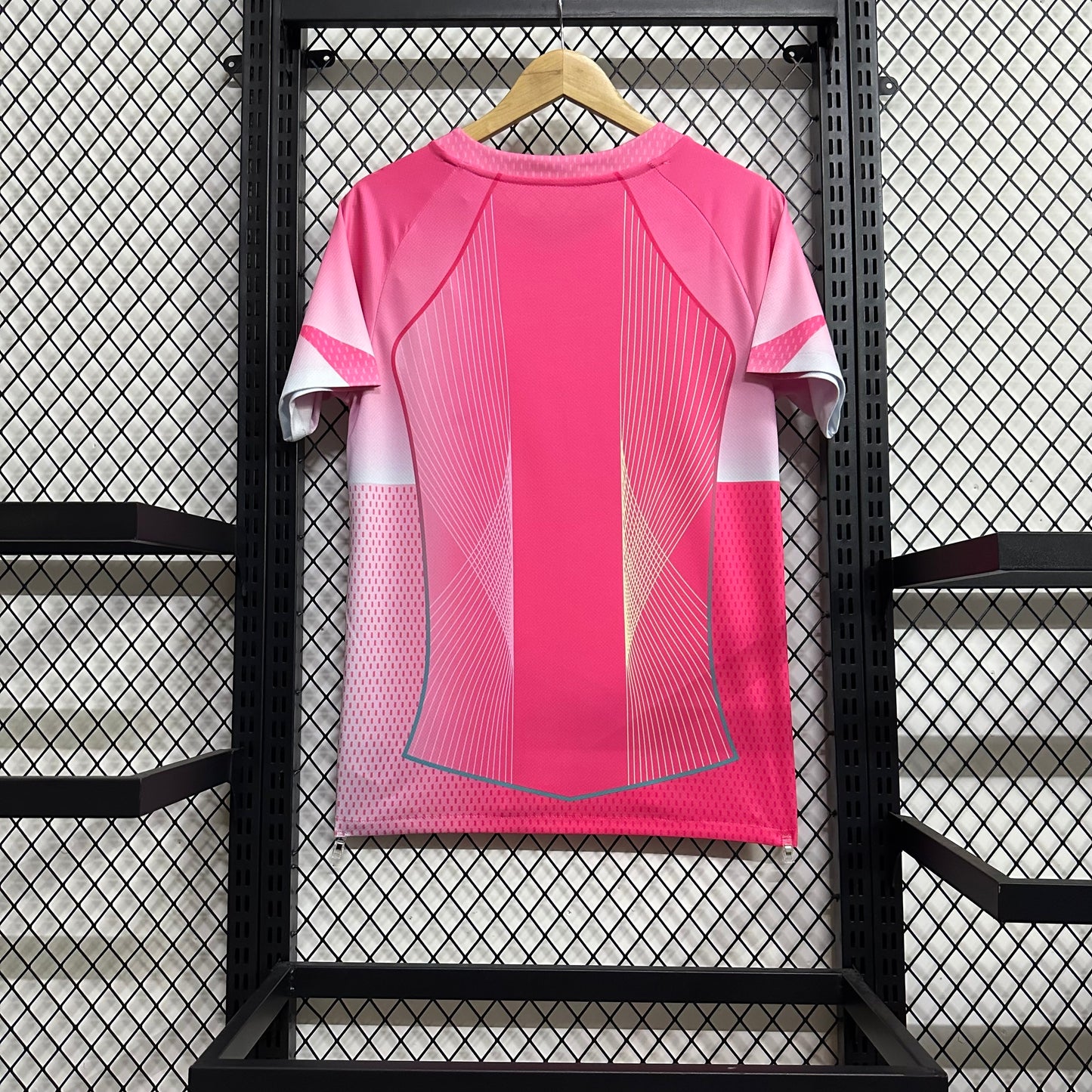 Barcelona pink jersey with shorts (kids)