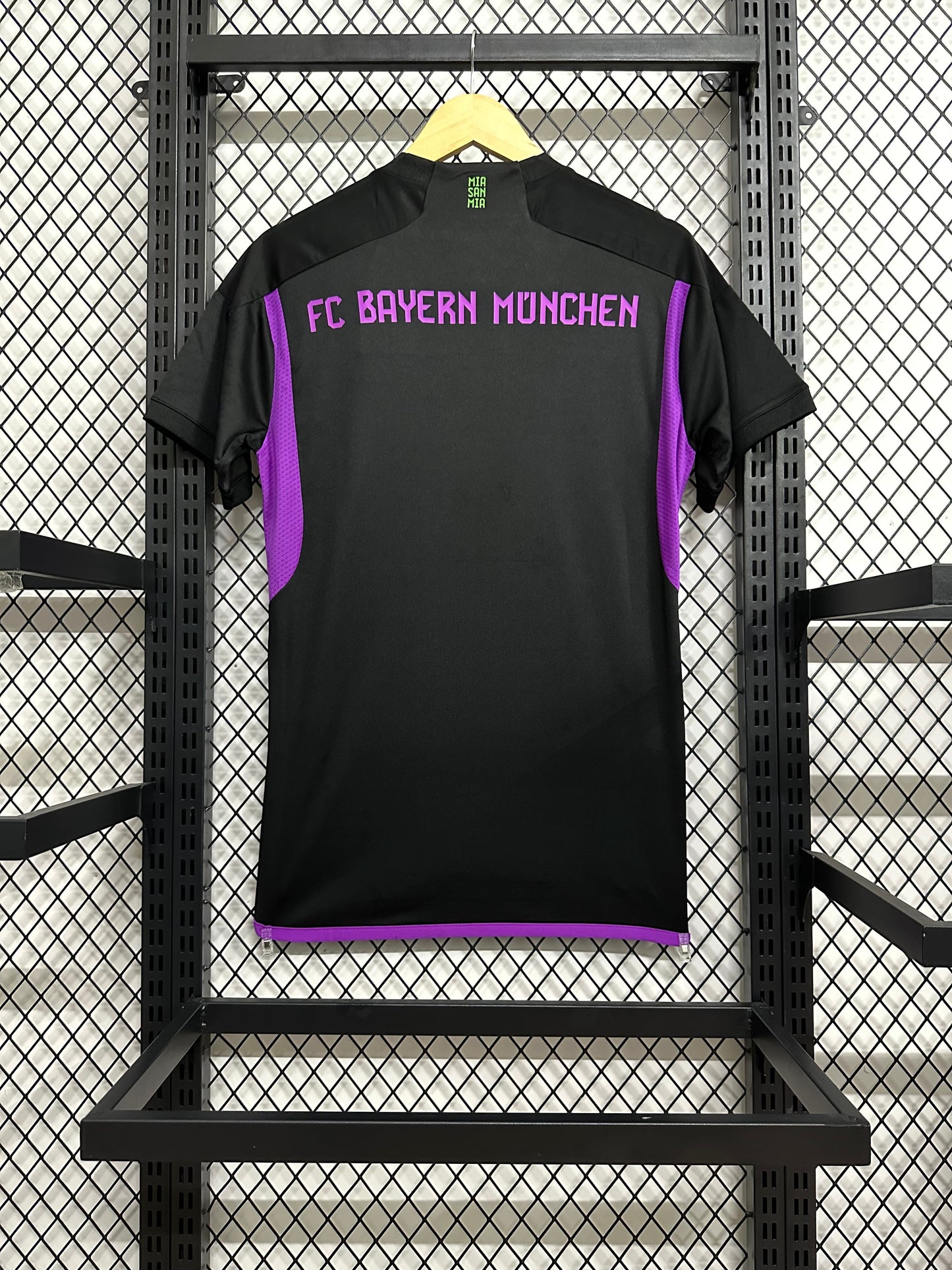 2023/2024 Bayern Munich away