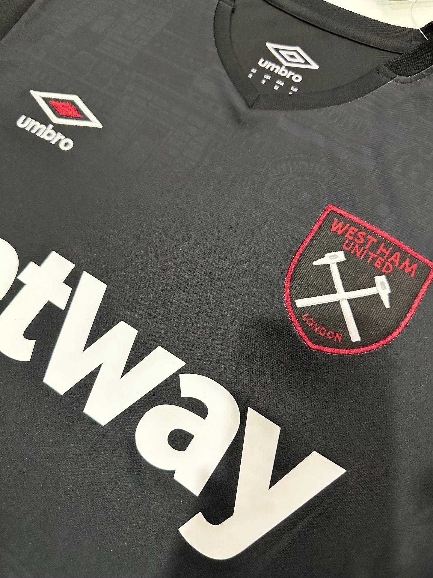 2024/2025 West Ham United away