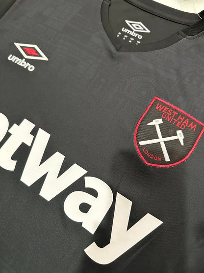 2024/2025 West Ham United away