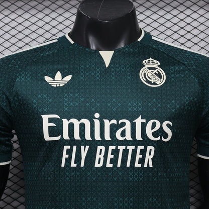 Real Madrid 2026/2027 Away players edition