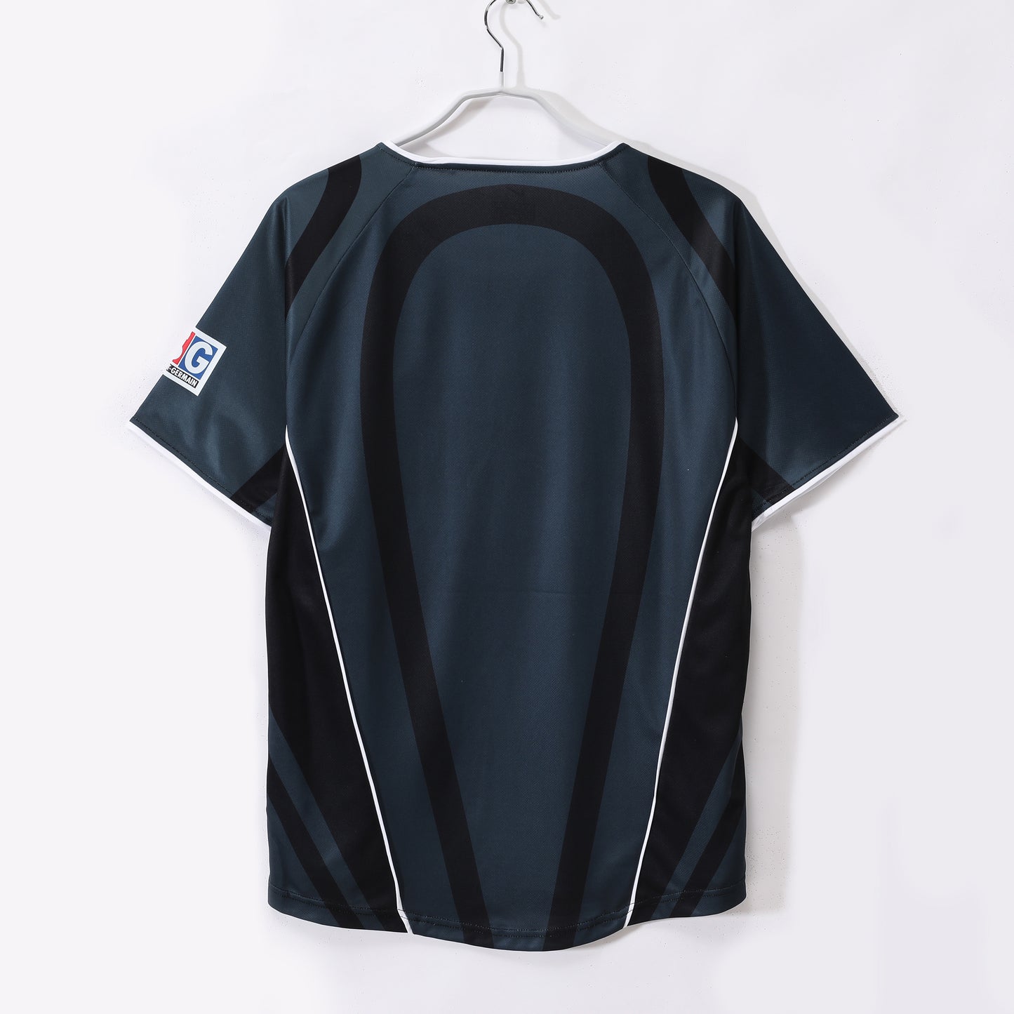 2001/02 PSG 2nd away