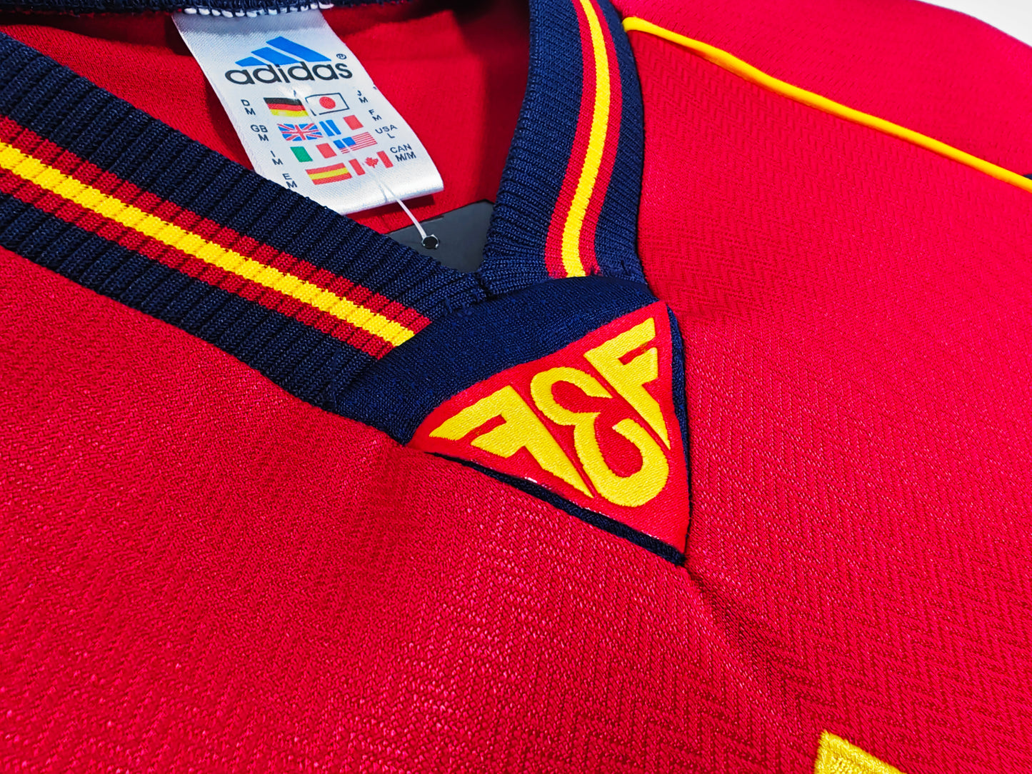 1998 Spain home