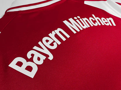 Bayern Munich 2003/2004 home