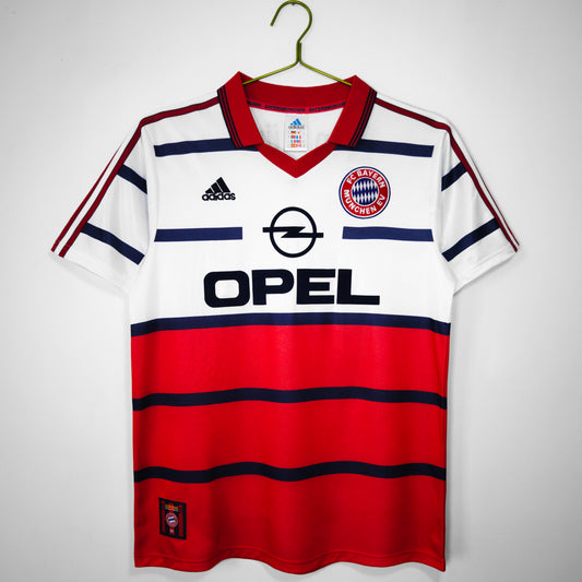 1998/00 Bayern Munich away