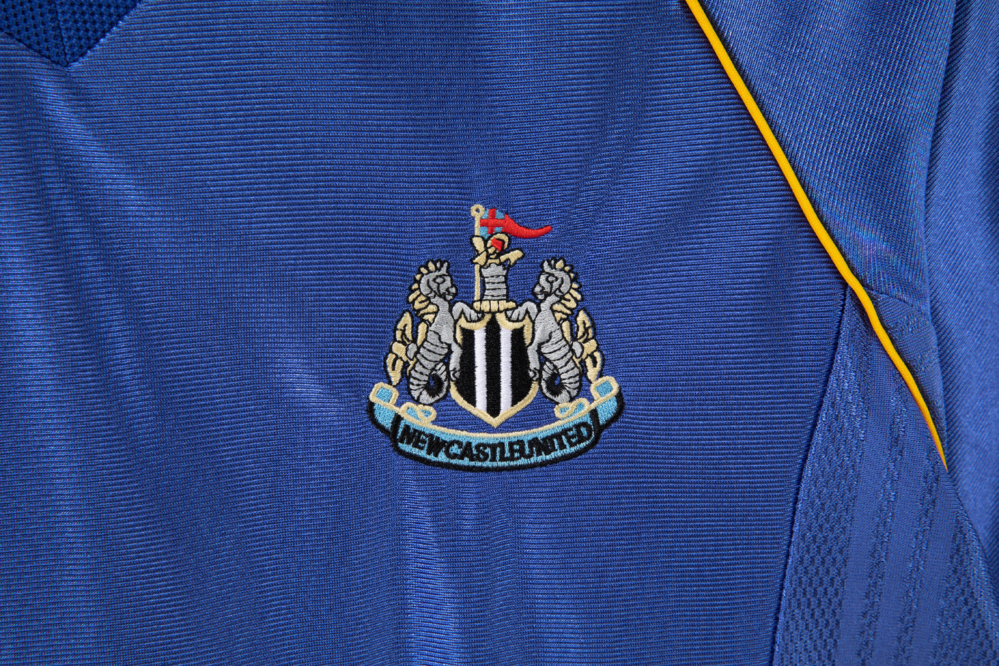 1998/00 Newcastle United away