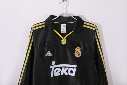 Long sleeve: Real Madrid away 3B in the 1999/01 season