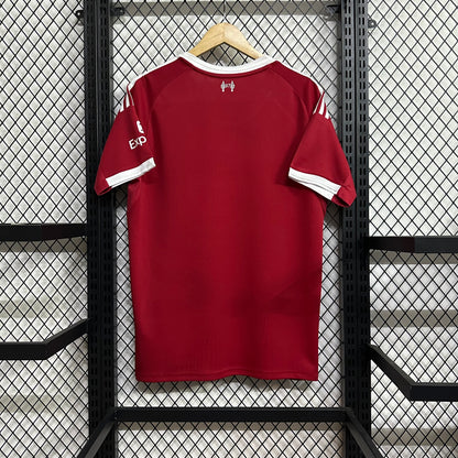 Liverpool 2025/26 home with shorts