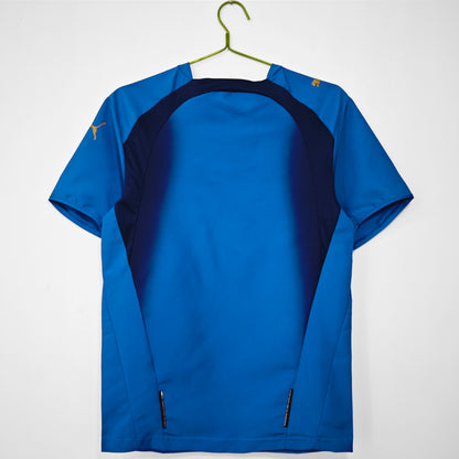 2006 Italy home