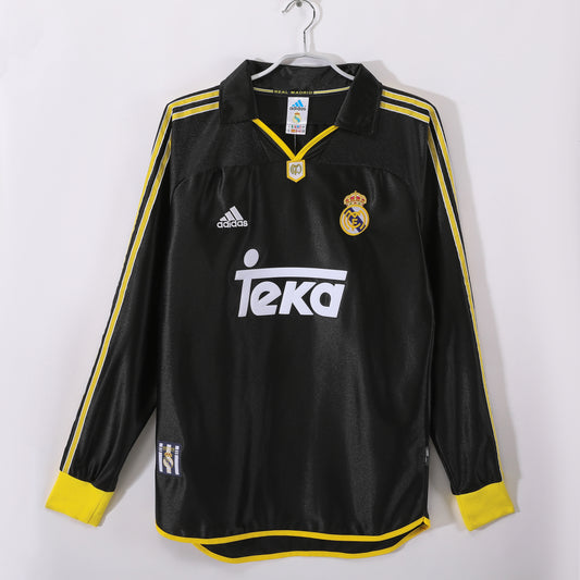 Long sleeve: Real Madrid away 3B in the 1999/01 season
