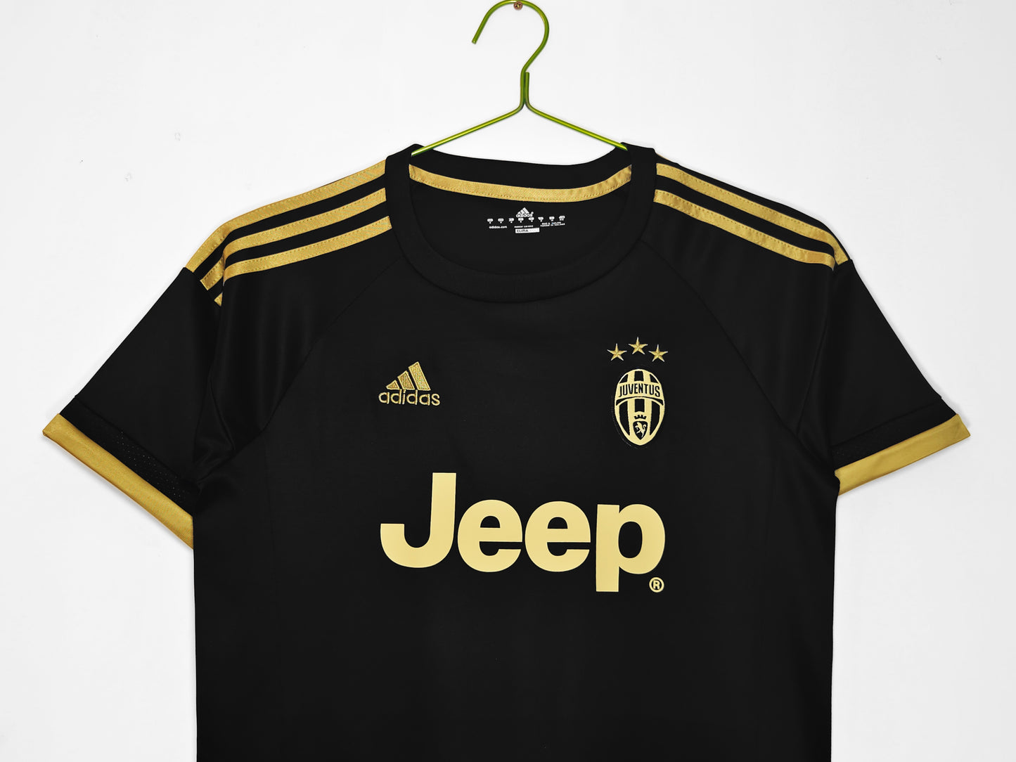 Juventus 2015/2016 away