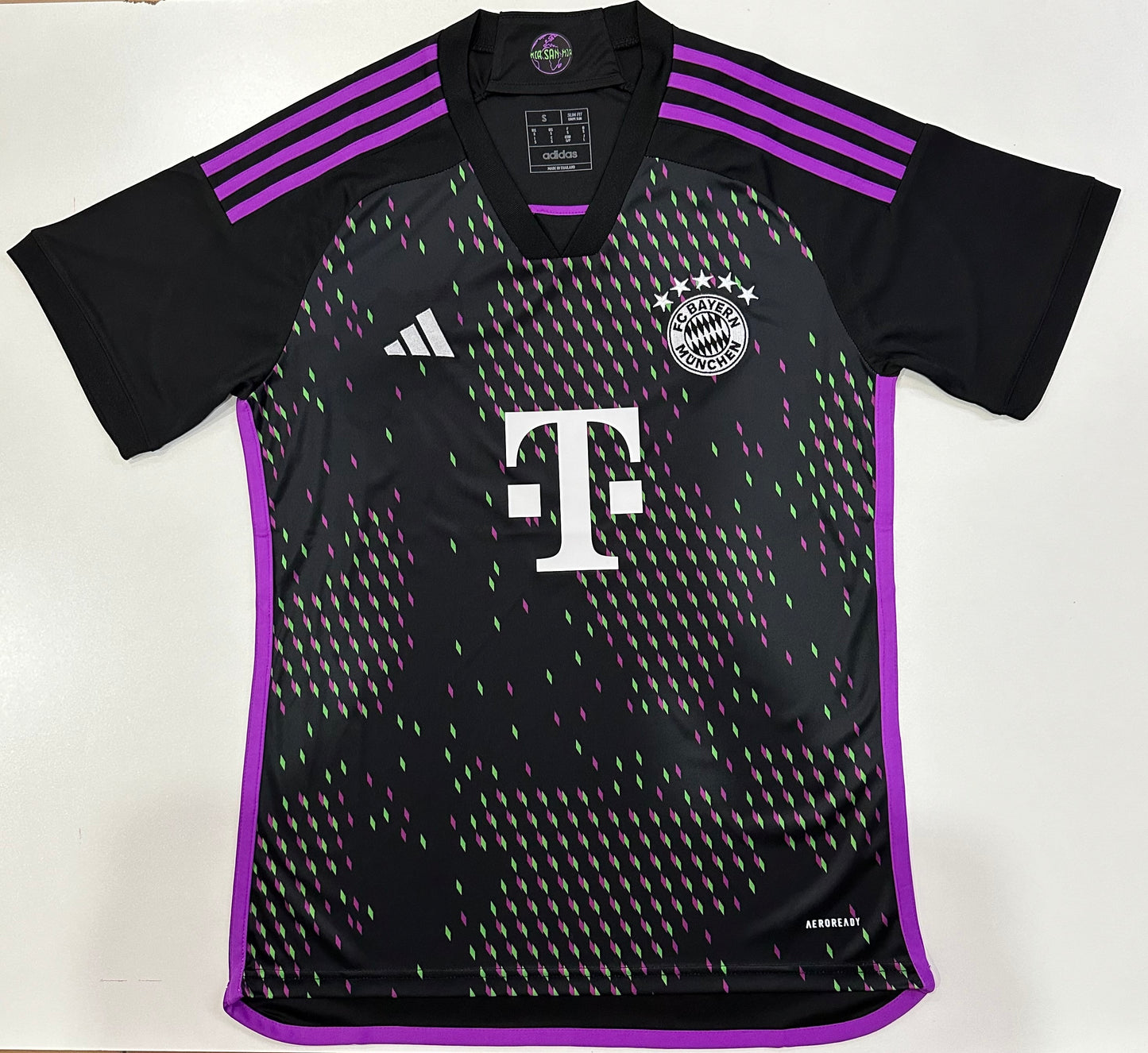 2023/2024 Bayern Munich away