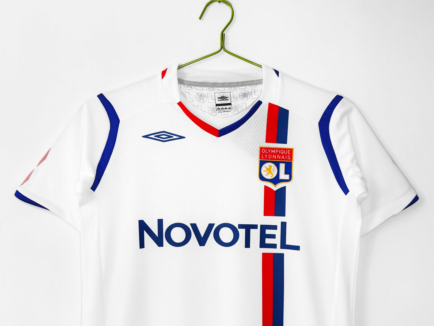 2008/09 Lyon home
